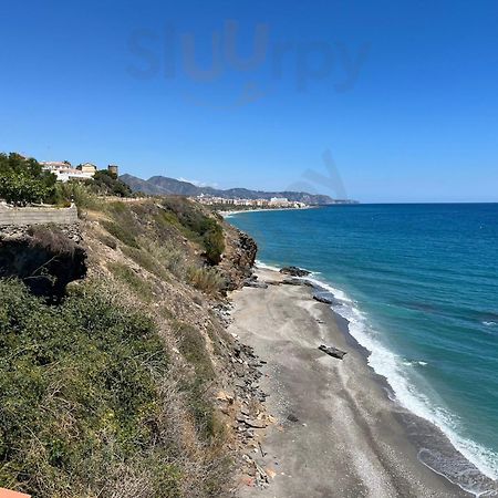 טורוקס Apartamentos Martalia Nerja מראה חיצוני תמונה