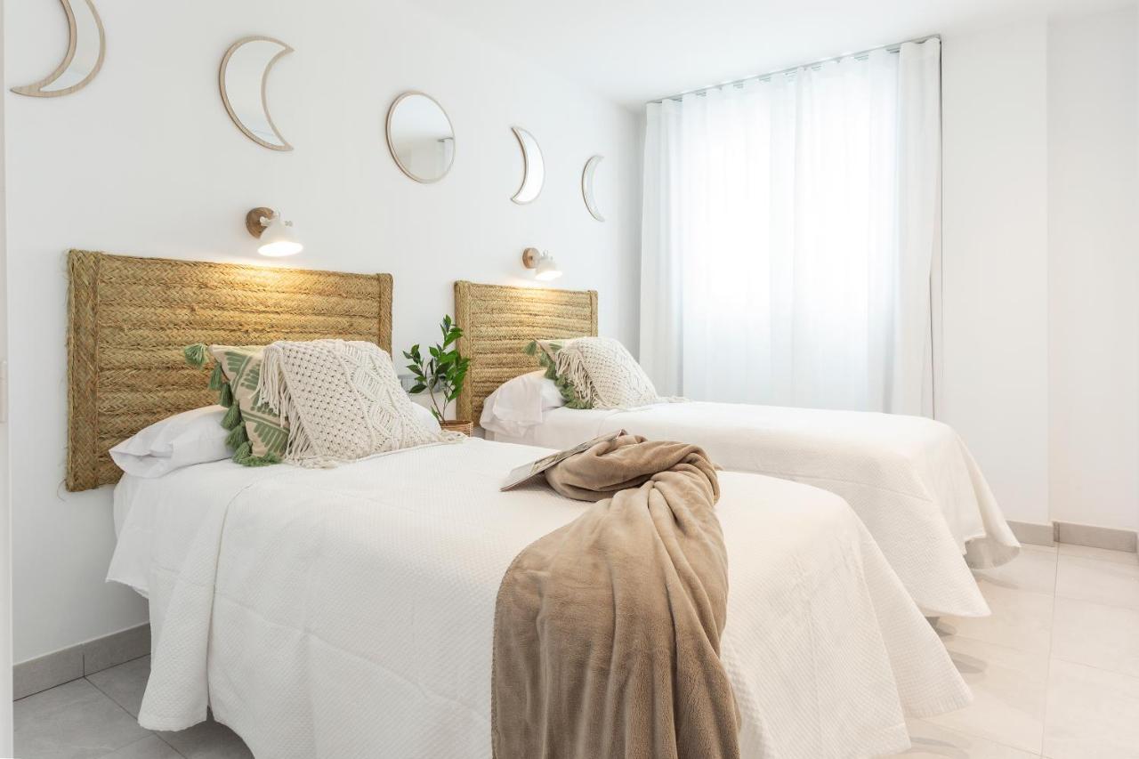 טורוקס Apartamentos Martalia Nerja מראה חיצוני תמונה