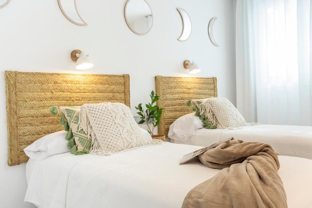 טורוקס Apartamentos Martalia Nerja מראה חיצוני תמונה
