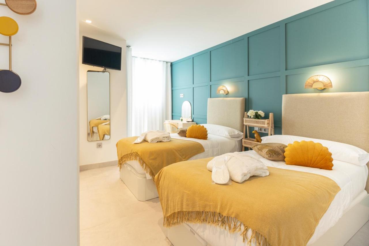 טורוקס Apartamentos Martalia Nerja מראה חיצוני תמונה